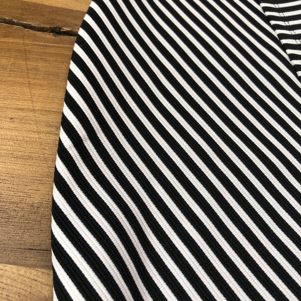 Pull&Bear Black & White Striped Diagonal Mini Skirt - Picture 3 of 9